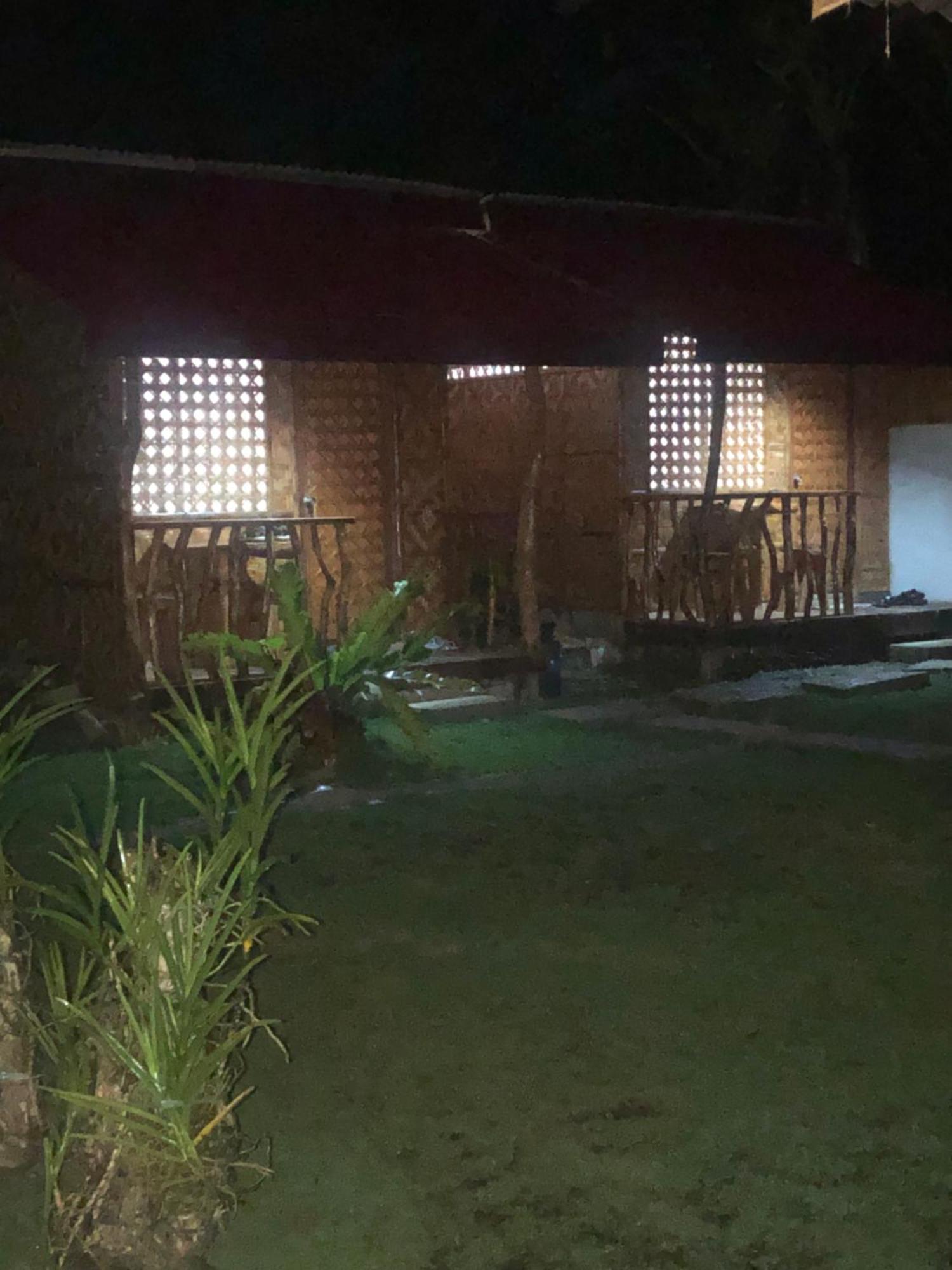 Mioki Hometel Batuan Екстериор снимка